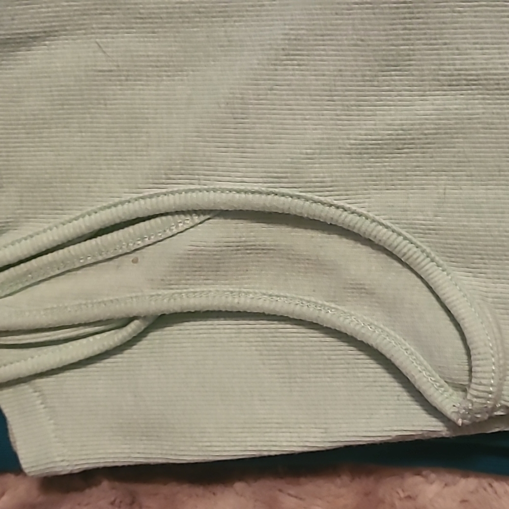 Nwot 2 tank tops xs - Picture 5 of 5